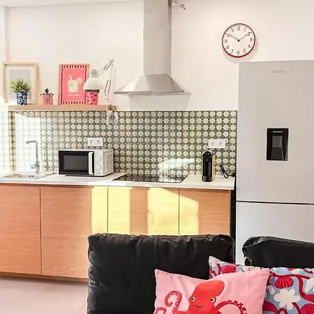 Vizinho -central - Perto - Wi-fi Apartment *