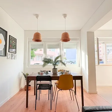 Vizinho -central - Perto - Wi-fi Apartment